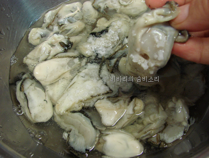 겨울 별미 굴밥과 간장양념~