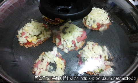 찬밥과 아이간식 완벽 해결~~<누룽지미니피자>