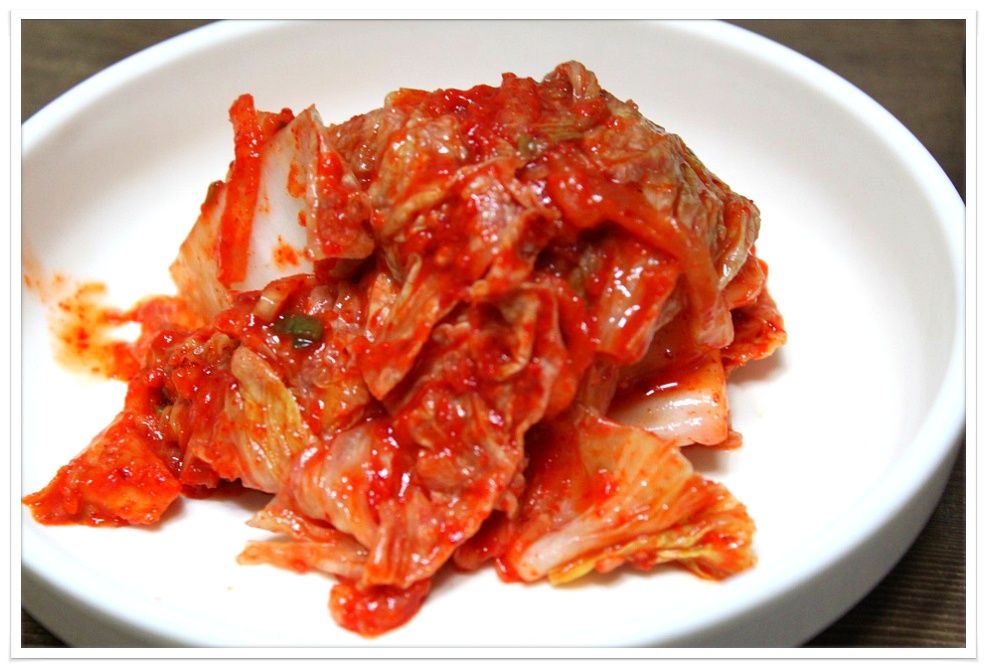 전주의 인심을 느낄 수 있는~떡볶이에 달인 옴시롱감시롱이모네집~까망국수 - 전북/전주 지역 추천맛집 까망국수 후기