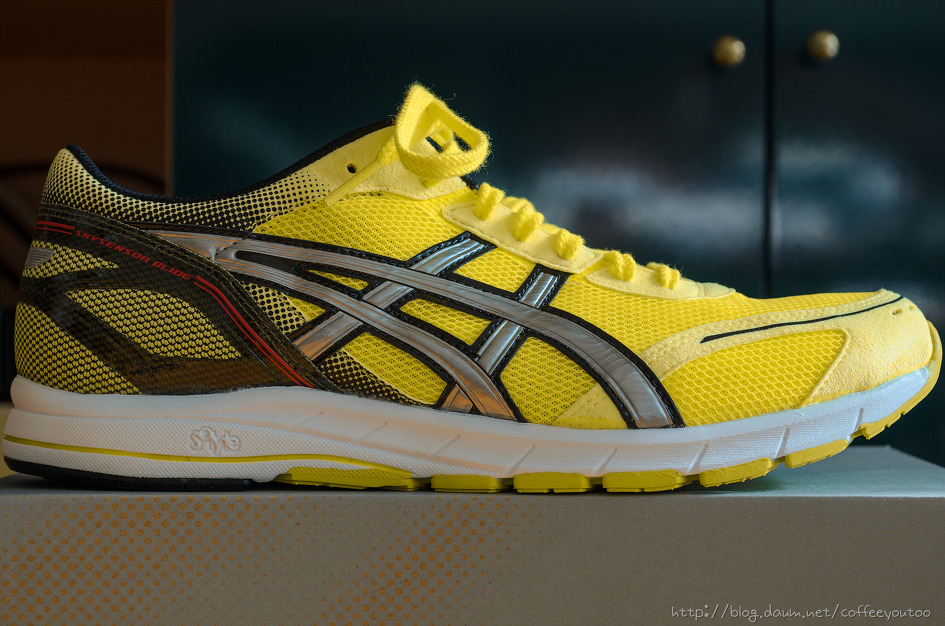 إغراء مقصود الممثل asics gel rocket 8 