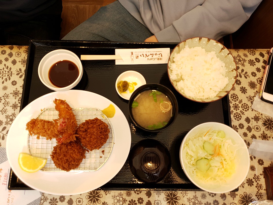 홋카이도(北海道)삿포로자유여행 삿포로 비에이 탁신관 준페이(새우덮밥) 흰수염폭포 