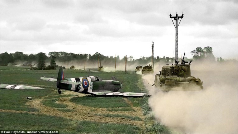 디 데이 다음날 영국 공군 전투기들의 독일군 목표물 습격 D-Day next day RAF Attacking Ground Target in the Normandy region  