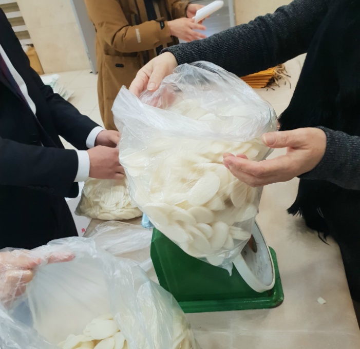 설명절, 떡국떡 전도, 전주동부교회